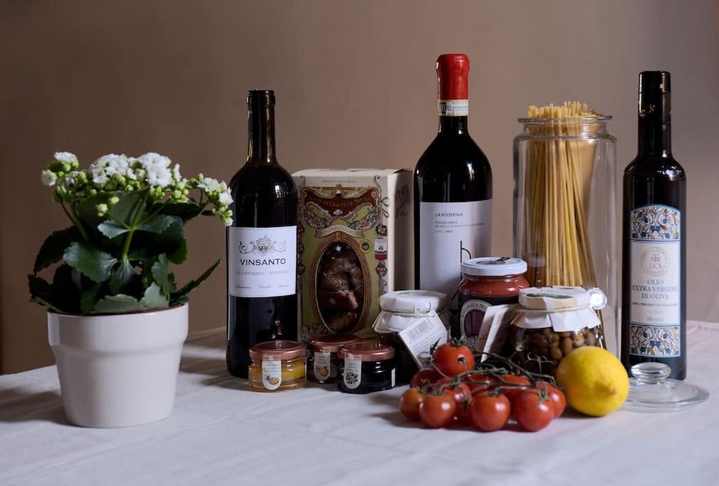 Cozy Apartment With Private Garden - City Center - Firenze Bagian luar foto