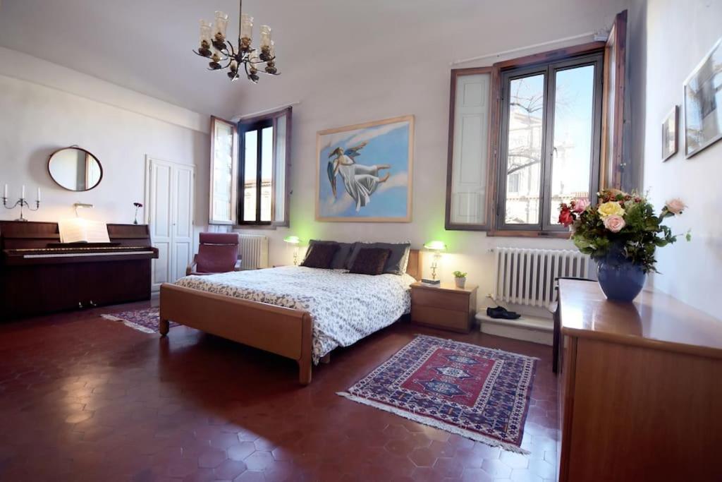 Cozy Apartment With Private Garden - City Center - Firenze Bagian luar foto